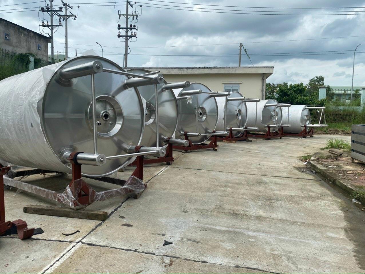 CIP and process tanks hygienic stainless steel design