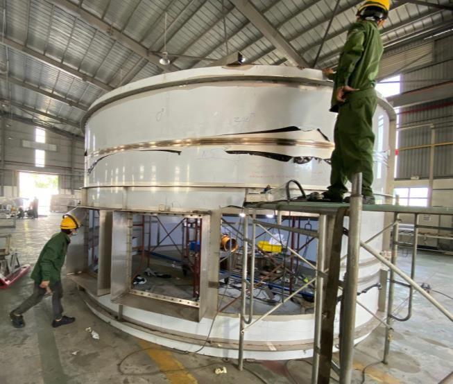 Large spray drying chamber 5600mm diameter for powder plant